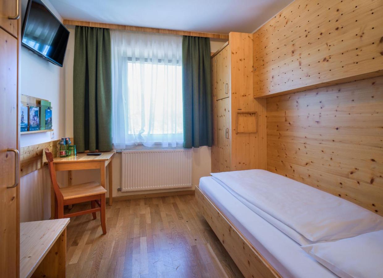 Jufa Hotel Бад-Аусзе Екстер'єр фото
