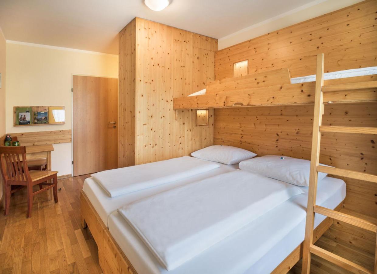 Jufa Hotel Бад-Аусзе Екстер'єр фото